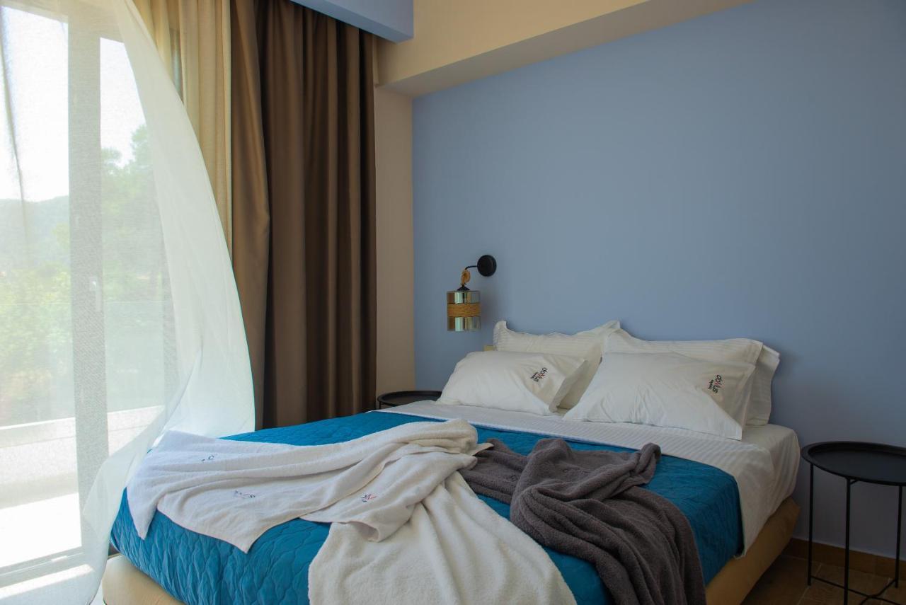Aparthotel Domus Hospitality Vourvourou Exterior foto